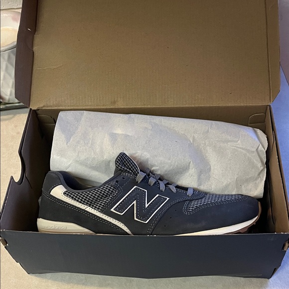New Balance Navy and White Sneakers - Picture 2 of 4